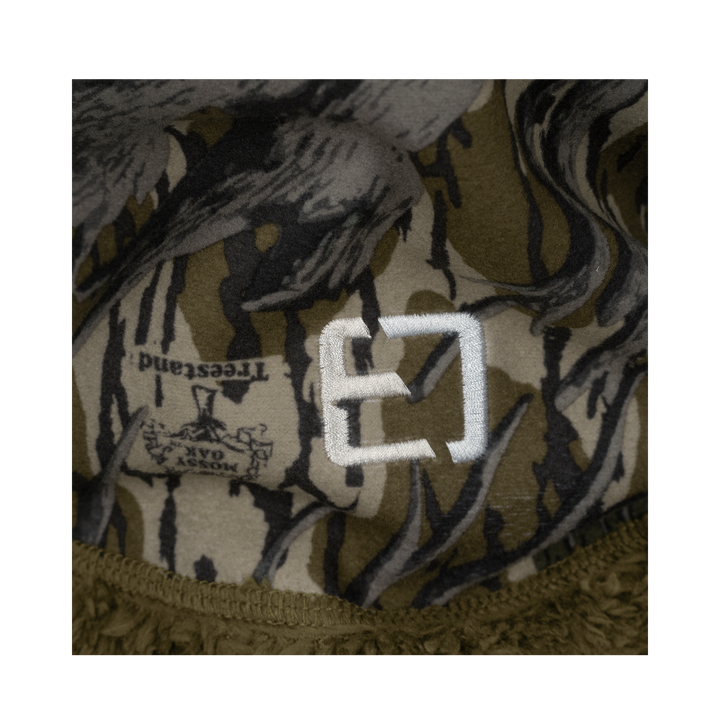 #color_treestand